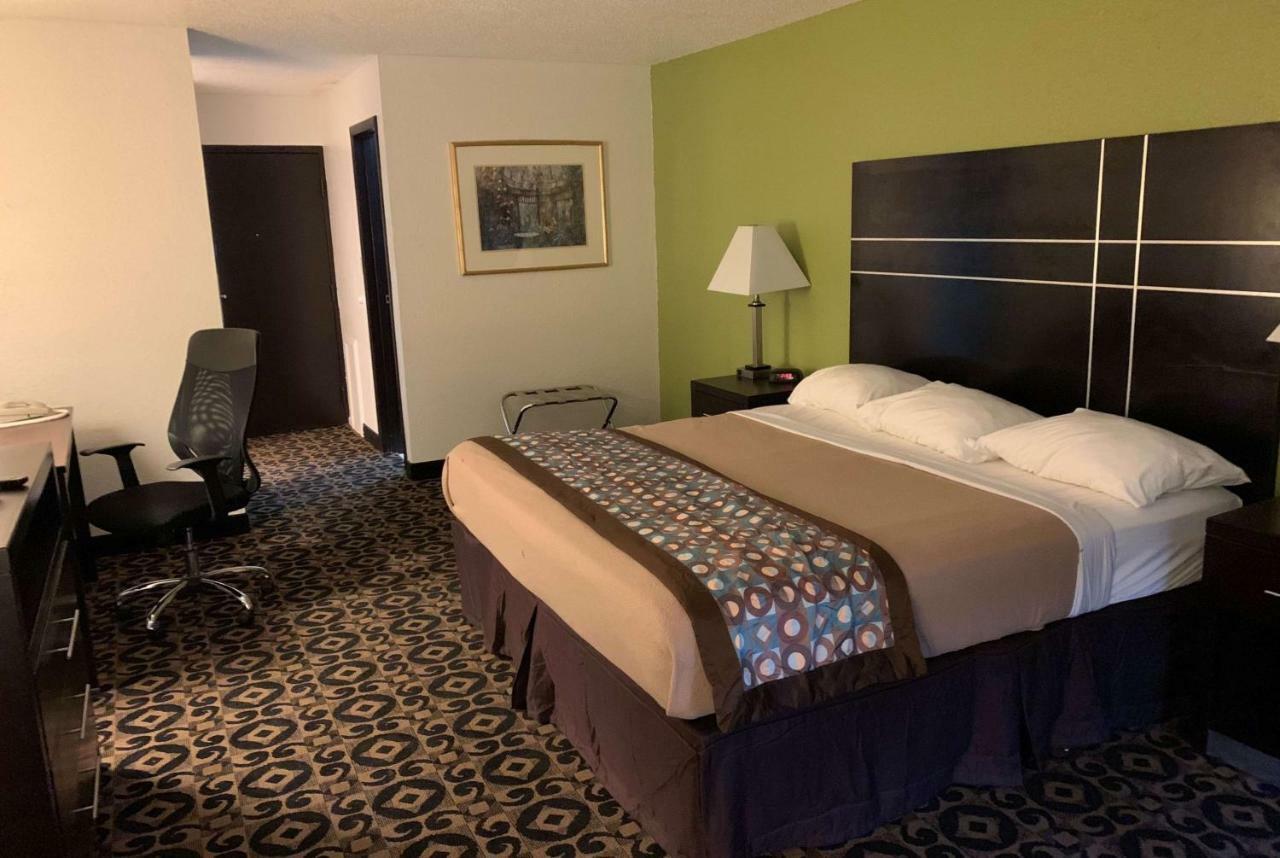 Travelodge By Wyndham Torrington Exteriér fotografie